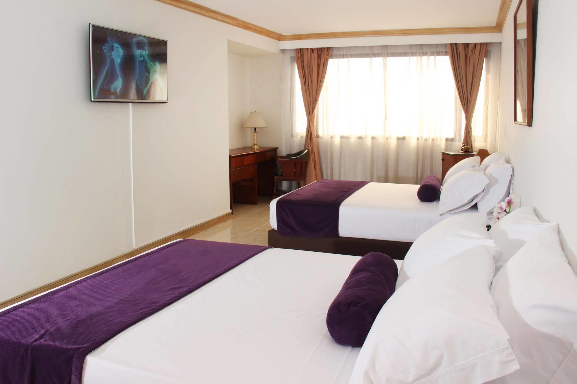Ayenda 1235 Botero Hotell Medellín Eksteriør bilde