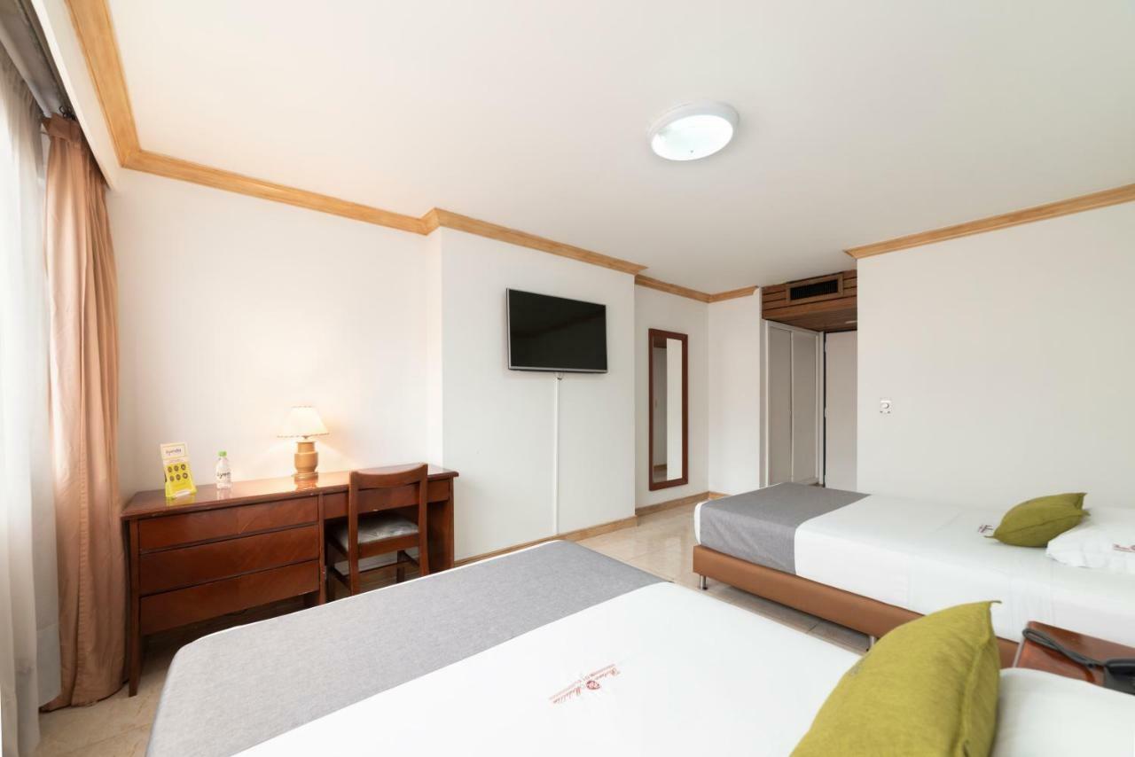 Ayenda 1235 Botero Hotell Medellín Eksteriør bilde