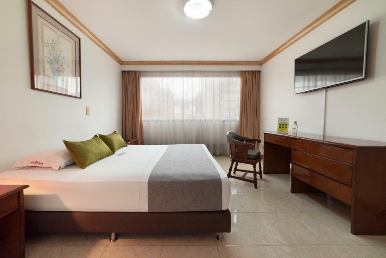 Ayenda 1235 Botero Hotell Medellín Eksteriør bilde